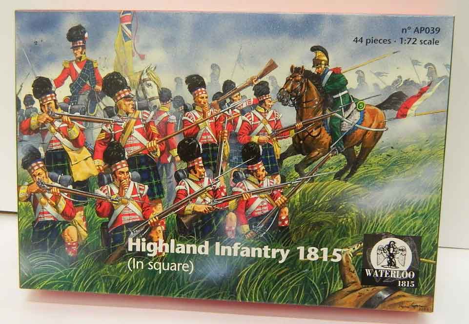 AP039 WATERLOO1815 Highland Infantry 1815 in Square SCALA 1/72