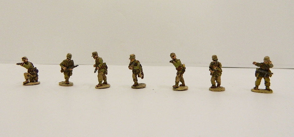 THE PLASTIC SOLDIER COD. E/25 GERMAN INFANTRY WWII SCALA 1/72