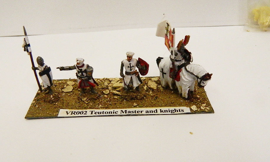 VALDEMARS INTROVABILI FUORI PRODUZIONE VR002 TEUTONIC MASTER AND KNIGHTS&nbsp; 1/72&nbsp;