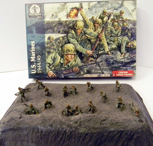 AP027 WATERLOO1815 SCALA 1/72 U.S. MARINES 1944/1945 SCALA 1/72