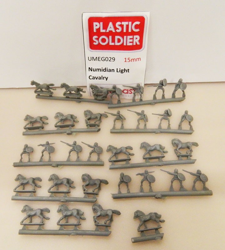 UMEG029 PLASTIC SOLDIER NUMIDIAN LIGHT CAVALRY  ULTRACAST 15MM